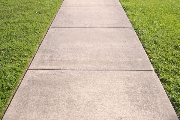 Cost of Residential Sidewalk Repair in West Des Moines