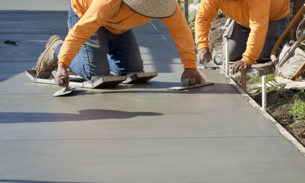 Cost of Concrete Walkway Repair in West Des Moines