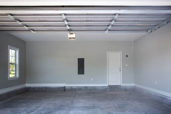 Cost of Garage Concrete Repair in West Des Moines