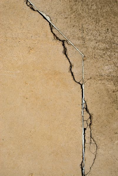 Cost of Concrete Crack Patching in West Des Moines